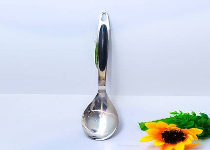 Stylish serving spoon
