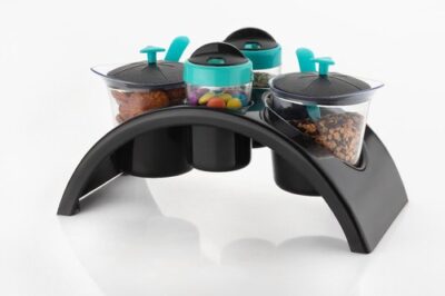 Adds aesthetics to your dinning table and kitchen