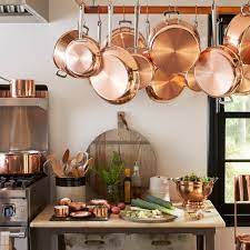 how to choose the best cookware set - cookware materials - Photo credit: Martha.com