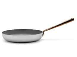 essential kitchen tools - Nonstick pans - Greatjones.com cc