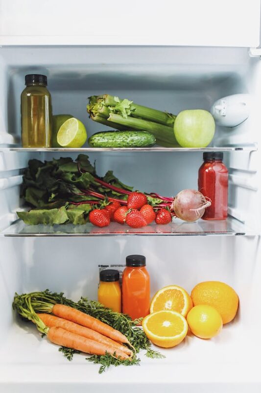 How to Store Food Properly in Hotels and Restaurants - store in the fridge