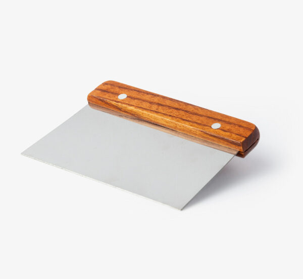 dough cutter with wooden handle