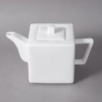 Square White Porcelain Teapot – Elegant Global Tea Serving for Homes & Cafés i