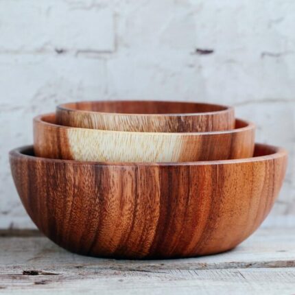Acacia Wooden Bowl – Natural Elegance for Every Occasion