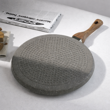 Crepe Pan with Wooden Handle For Authentic Crepes i